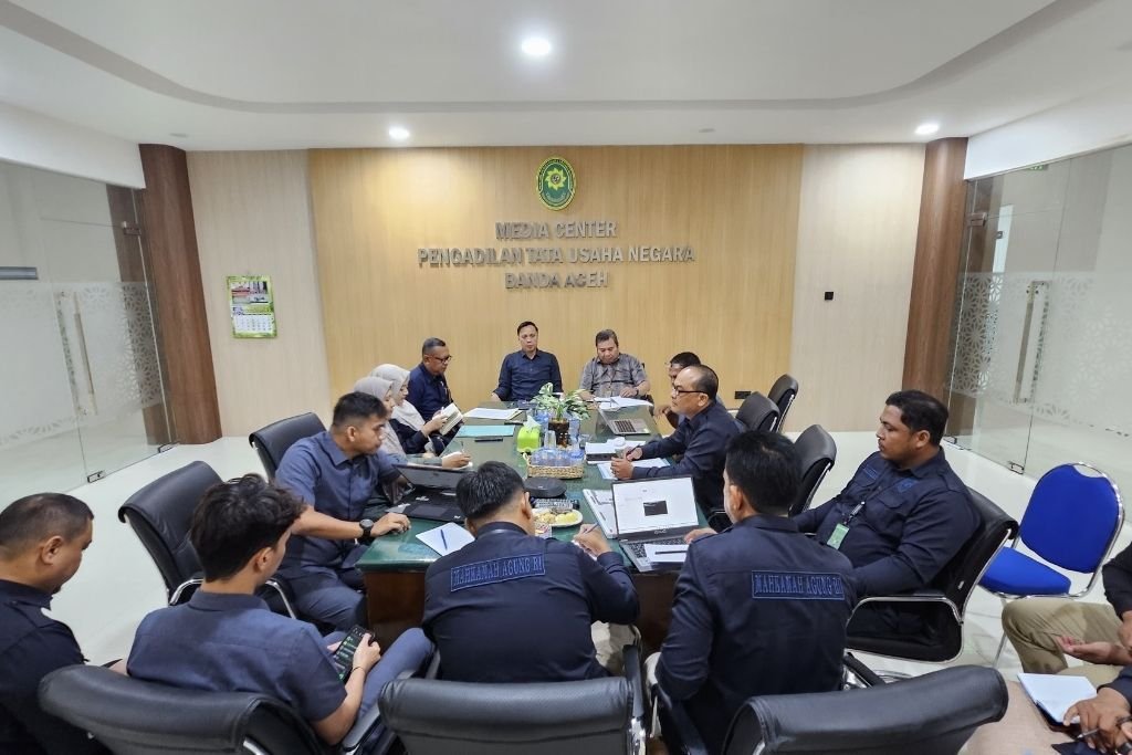 Rapat Kesekretariatan