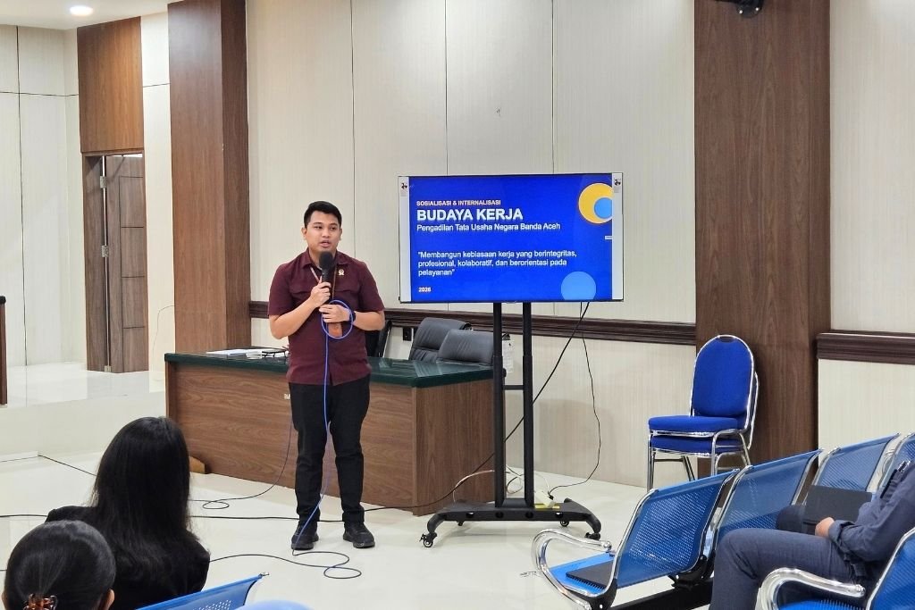 Sosialisasi dan Internalisasi Budaya Kerja